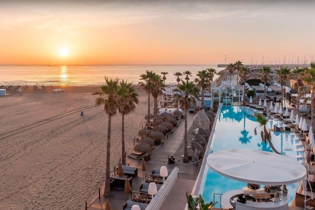 Noche Insolita En Yate De 16M A 2 Minutos De La Playa Valenza Esterno foto
